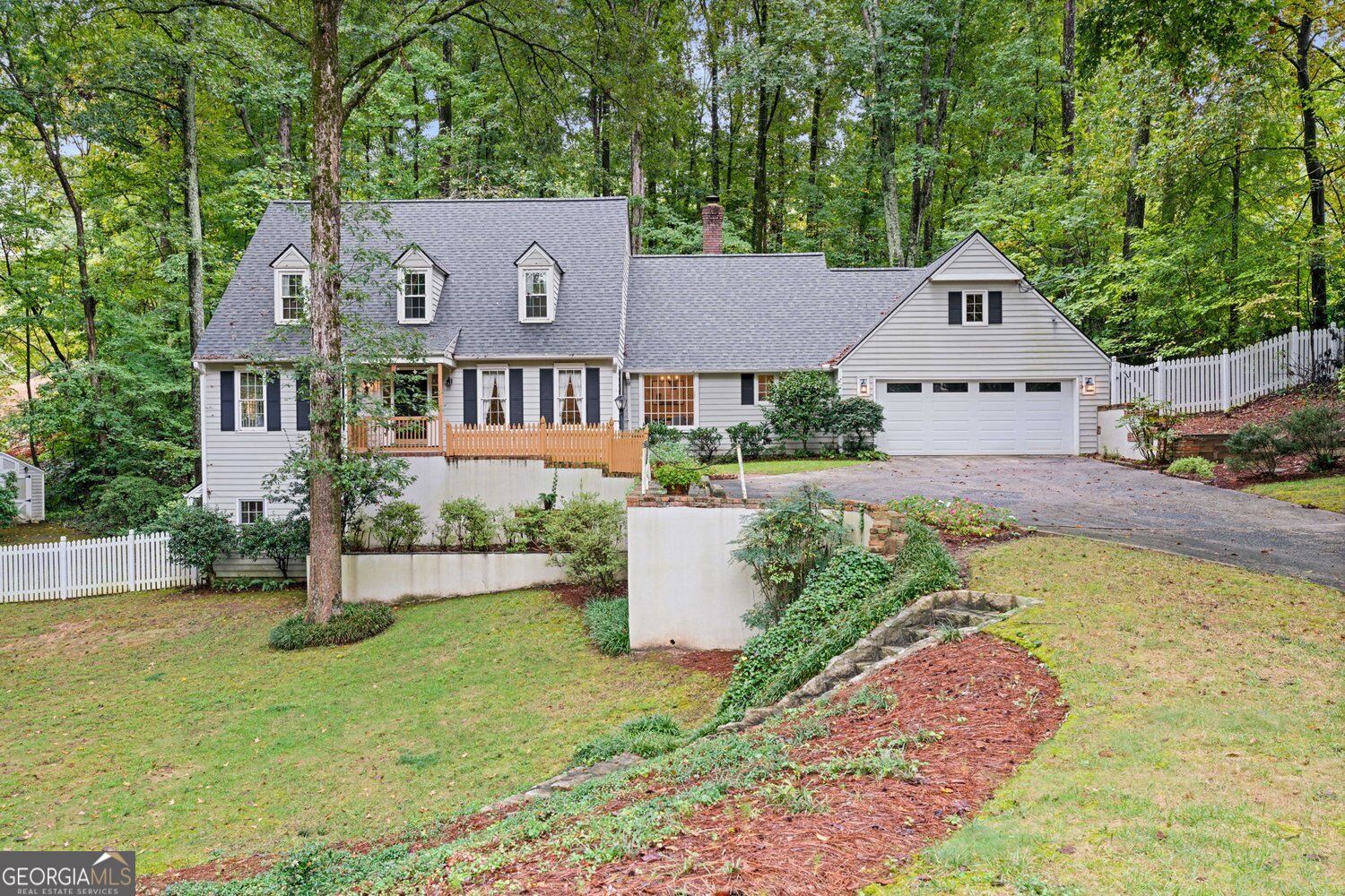 260 Burdette Rd NW — photo