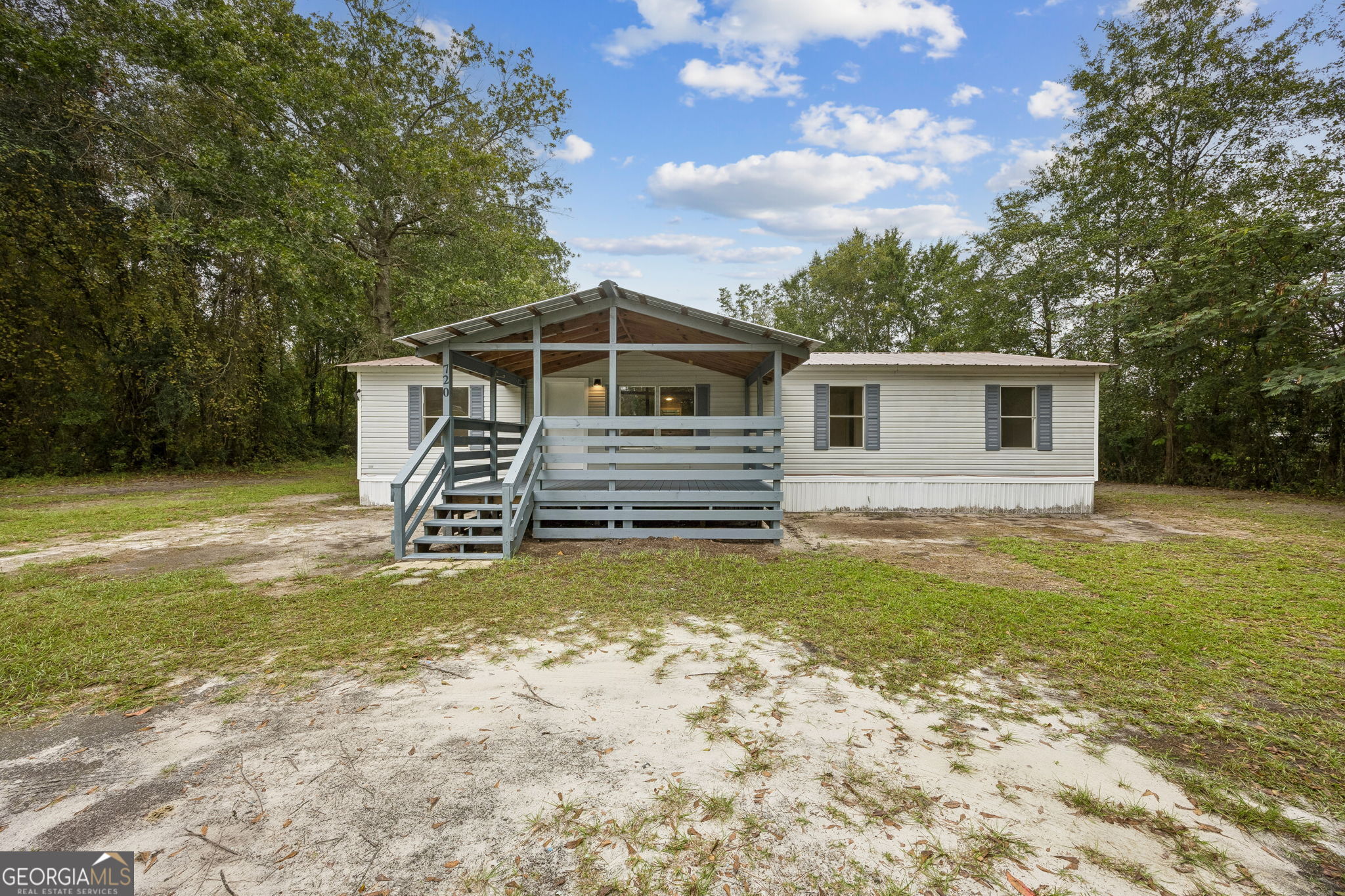 720 Palmhurst Dr — photo