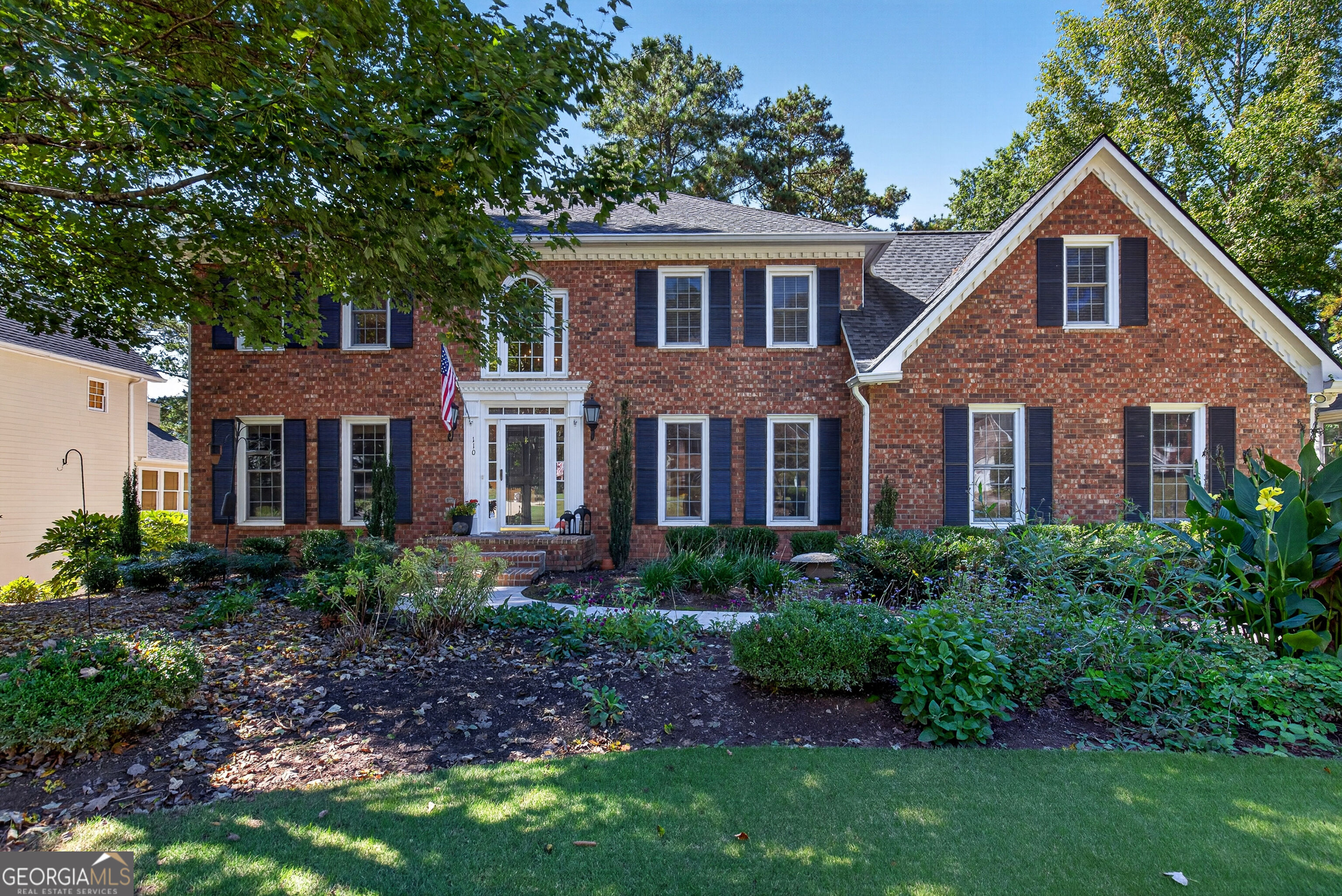 110 Colonnade Dr — photo