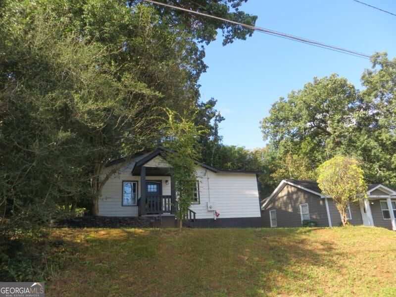 1761 Richmond Ave SE — photo
