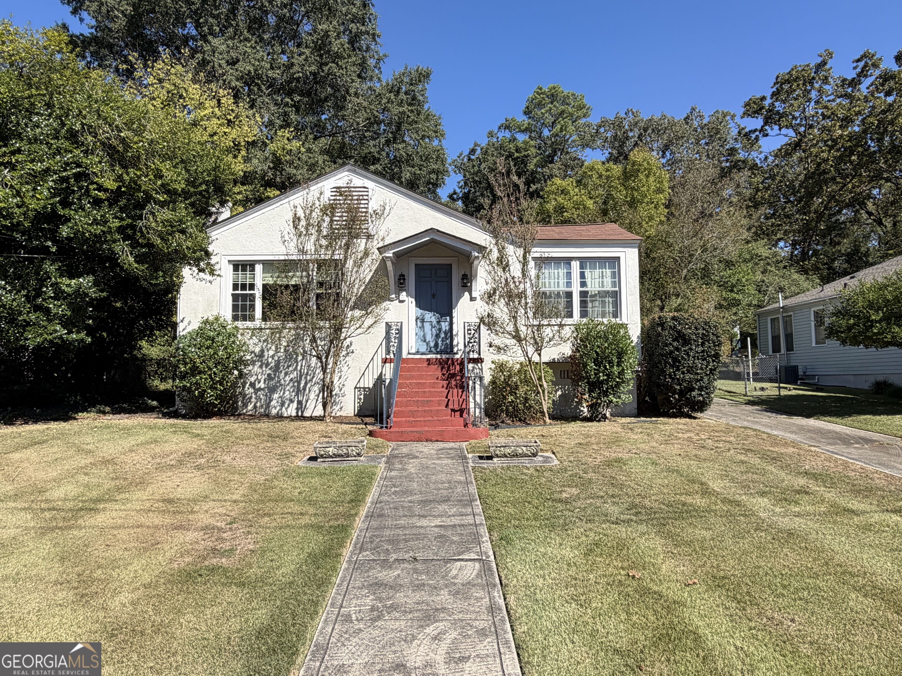 508 Charlton St NW — photo