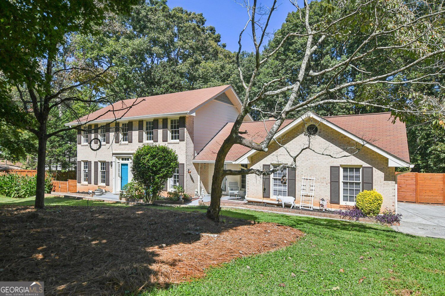 2209 Mountain Creek Dr — photo