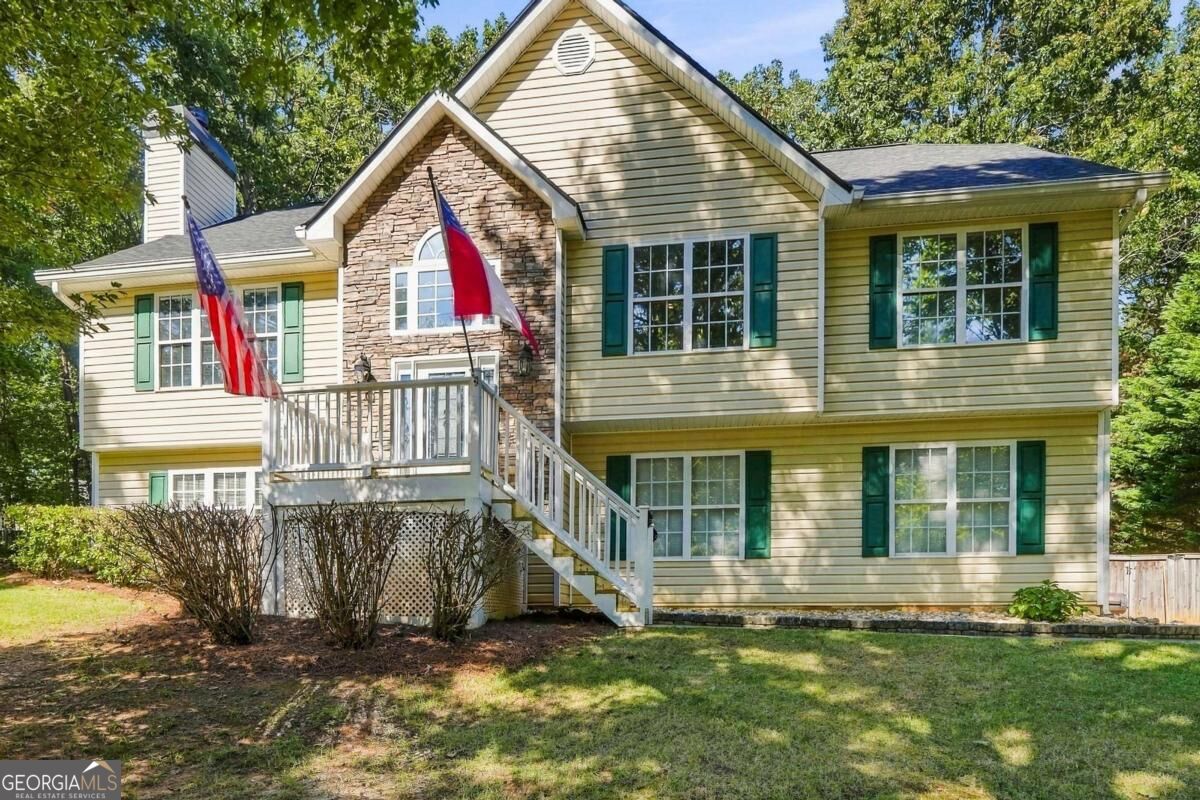 388 Kerry Dr — photo