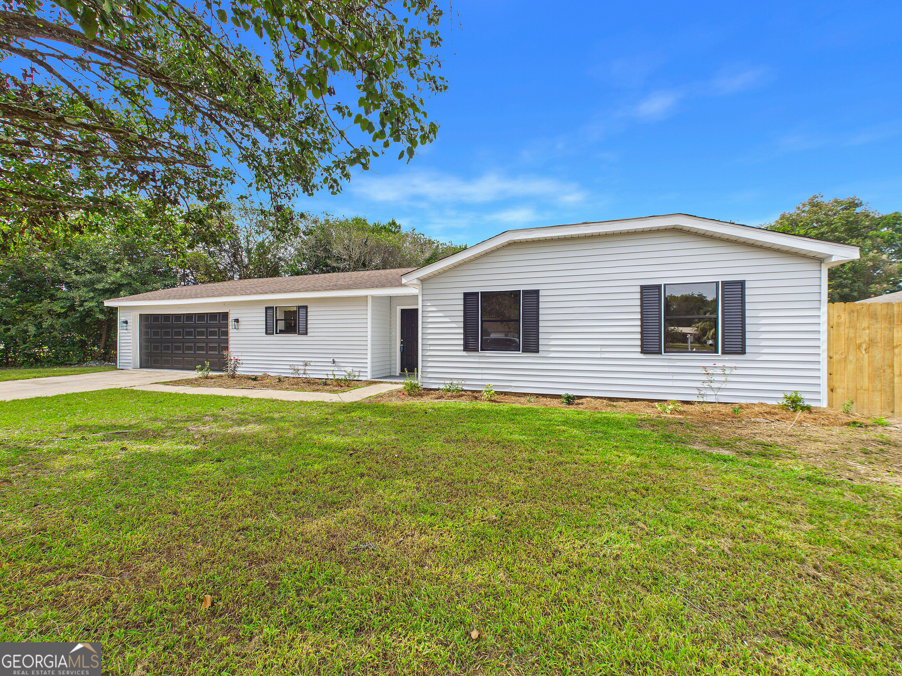 105 Wildwood Trl — photo