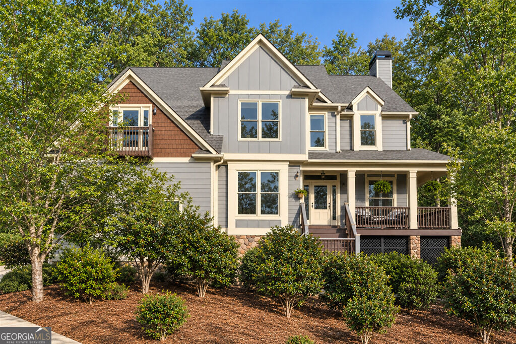 369 Hillside Dr — photo