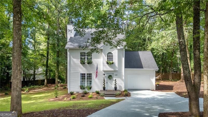 140 Julia Ann Cir — photo