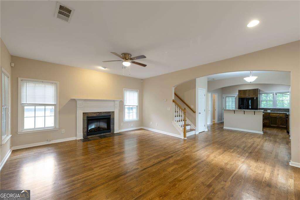 1128 Birch St SW — photo