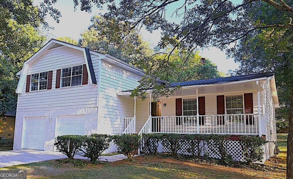 4650 Westminster Dr — photo
