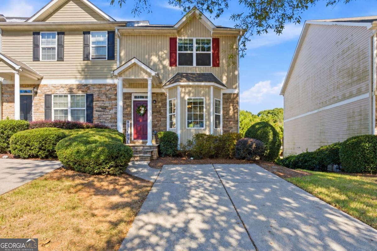 243 Derby Ct — photo
