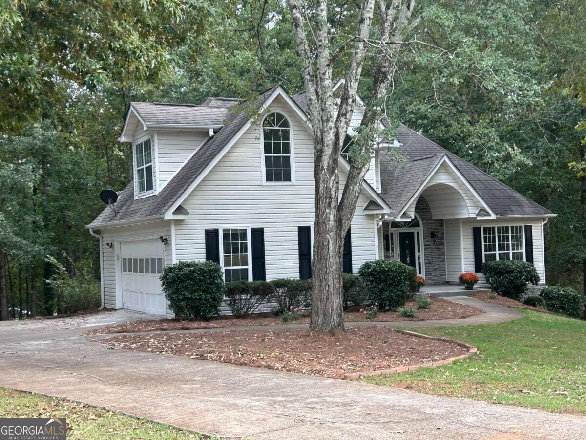 496 Walnut Creek Dr — photo
