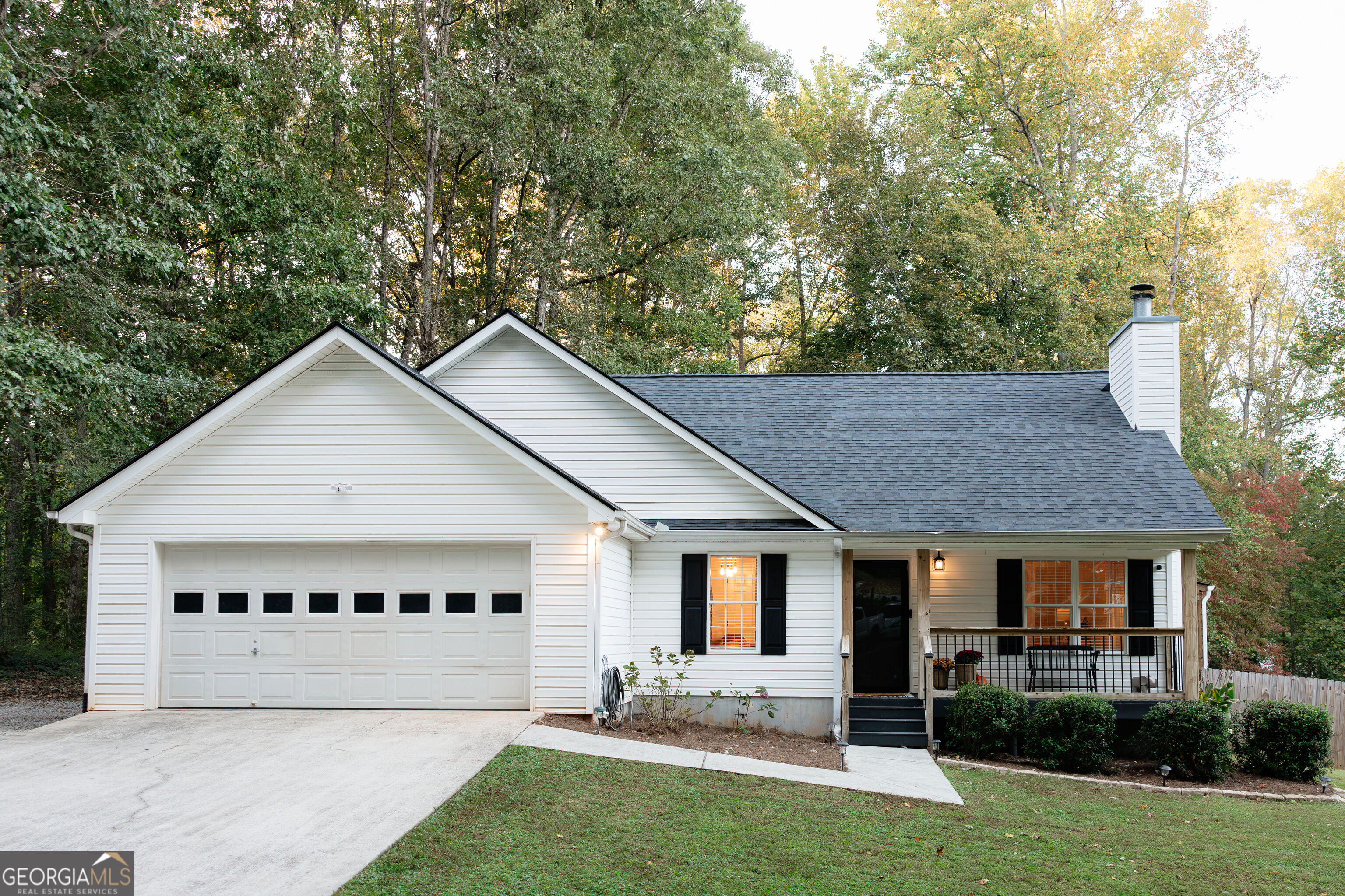 5727 Kings Ct — photo