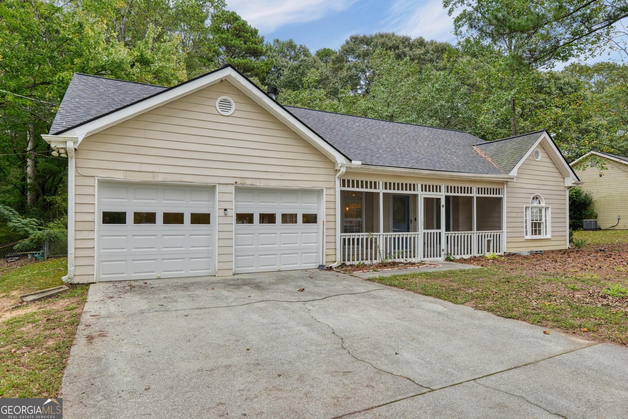 2880 Highpoint Rd — photo