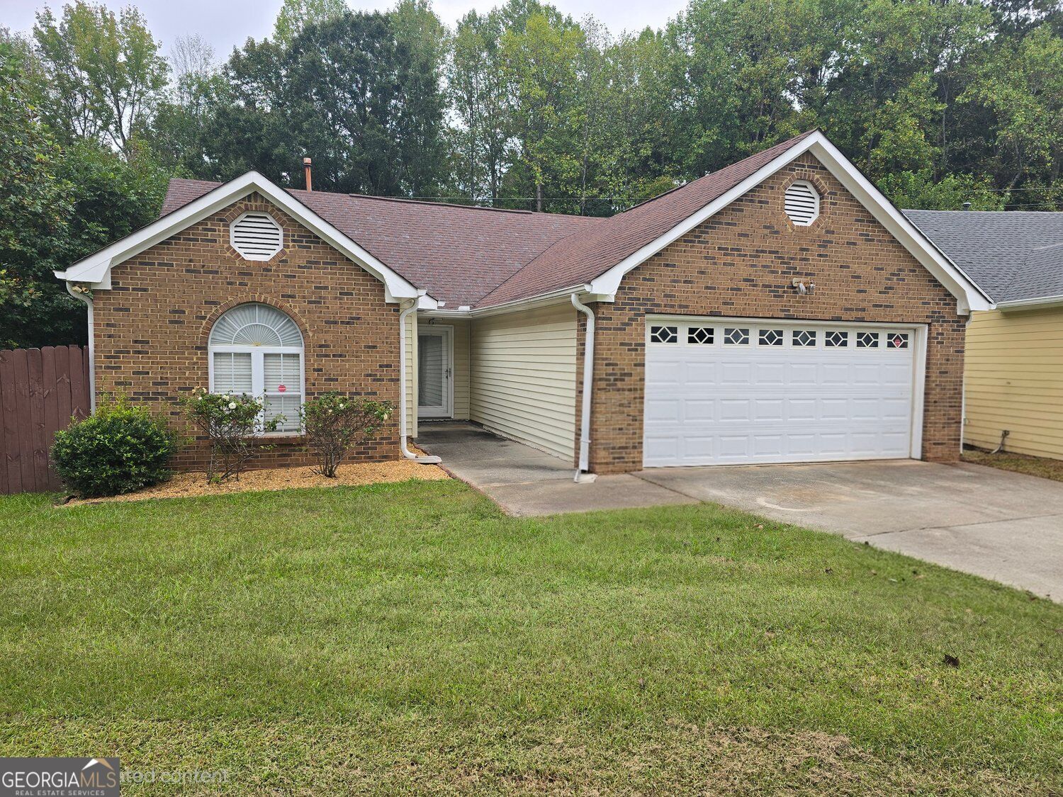 135 Gingerbread Pl — photo