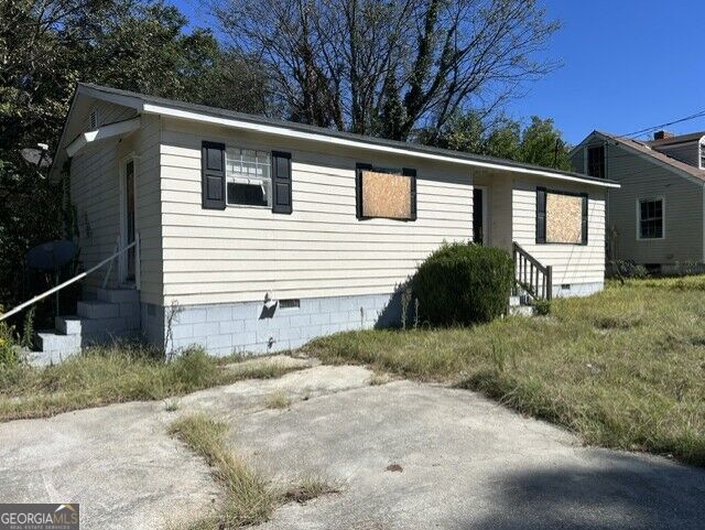 1121 Lyons St — photo