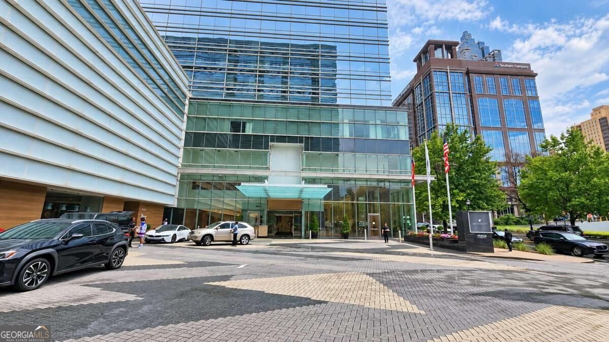 45 Ivan Allen Jr Blvd NW Unit 2404 — photo