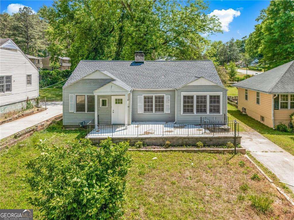 1774 Campbellton Rd SW — photo