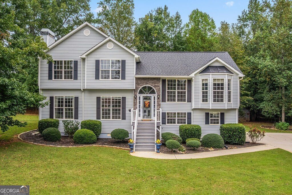 335 Spring Dale Ln — photo