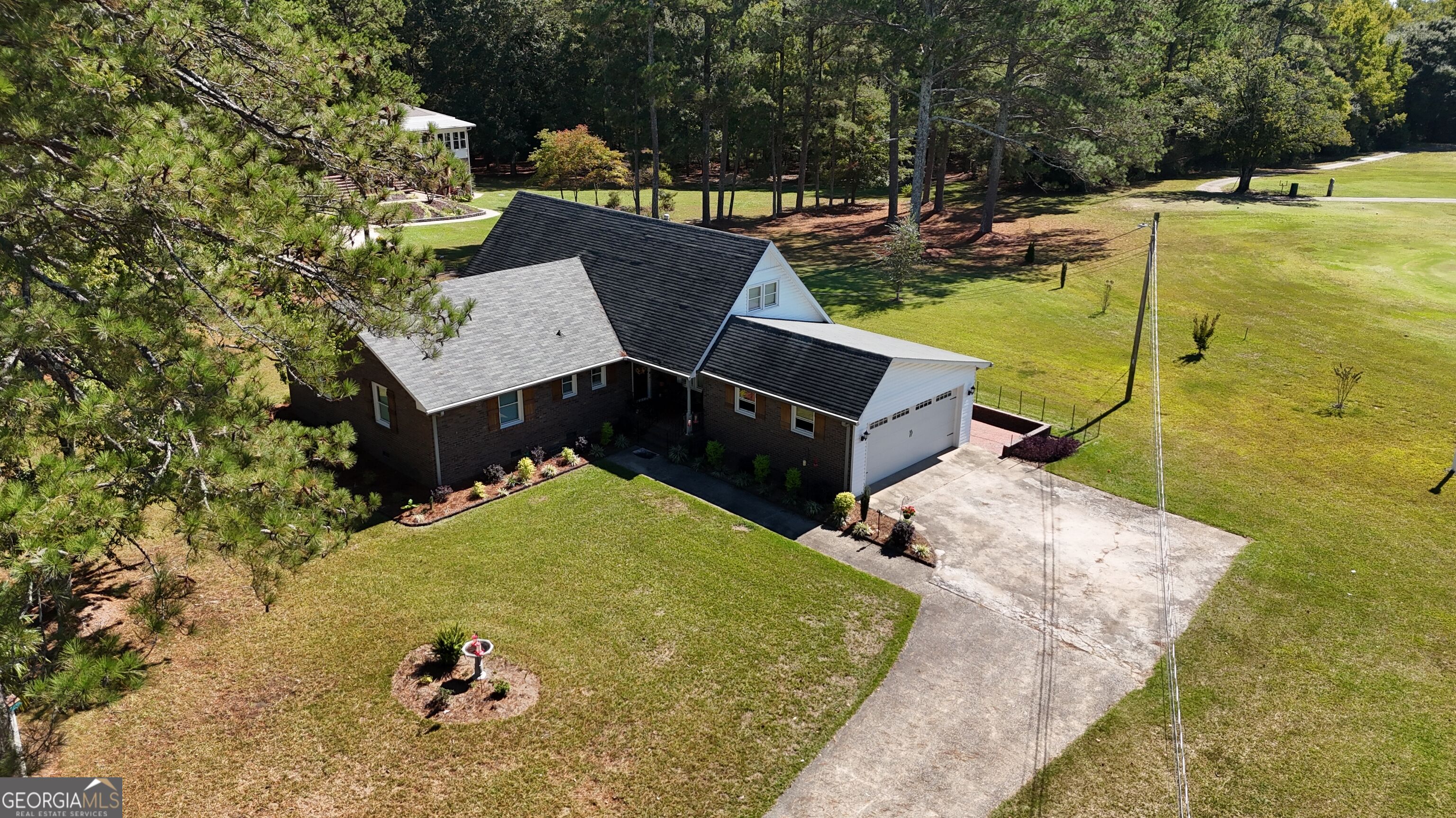 1231 Golf Course Rd — photo