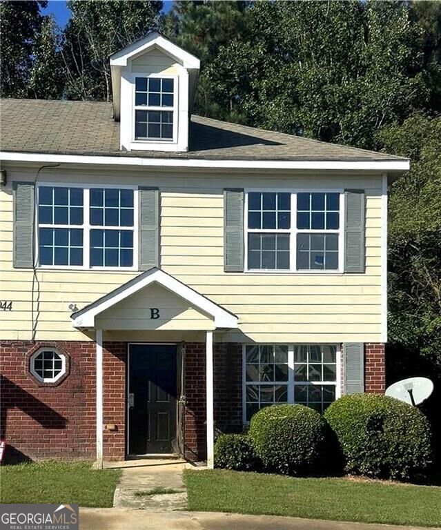 944 Old Mill Pt Unit B — photo
