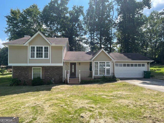 2436 Stratford Ct — photo