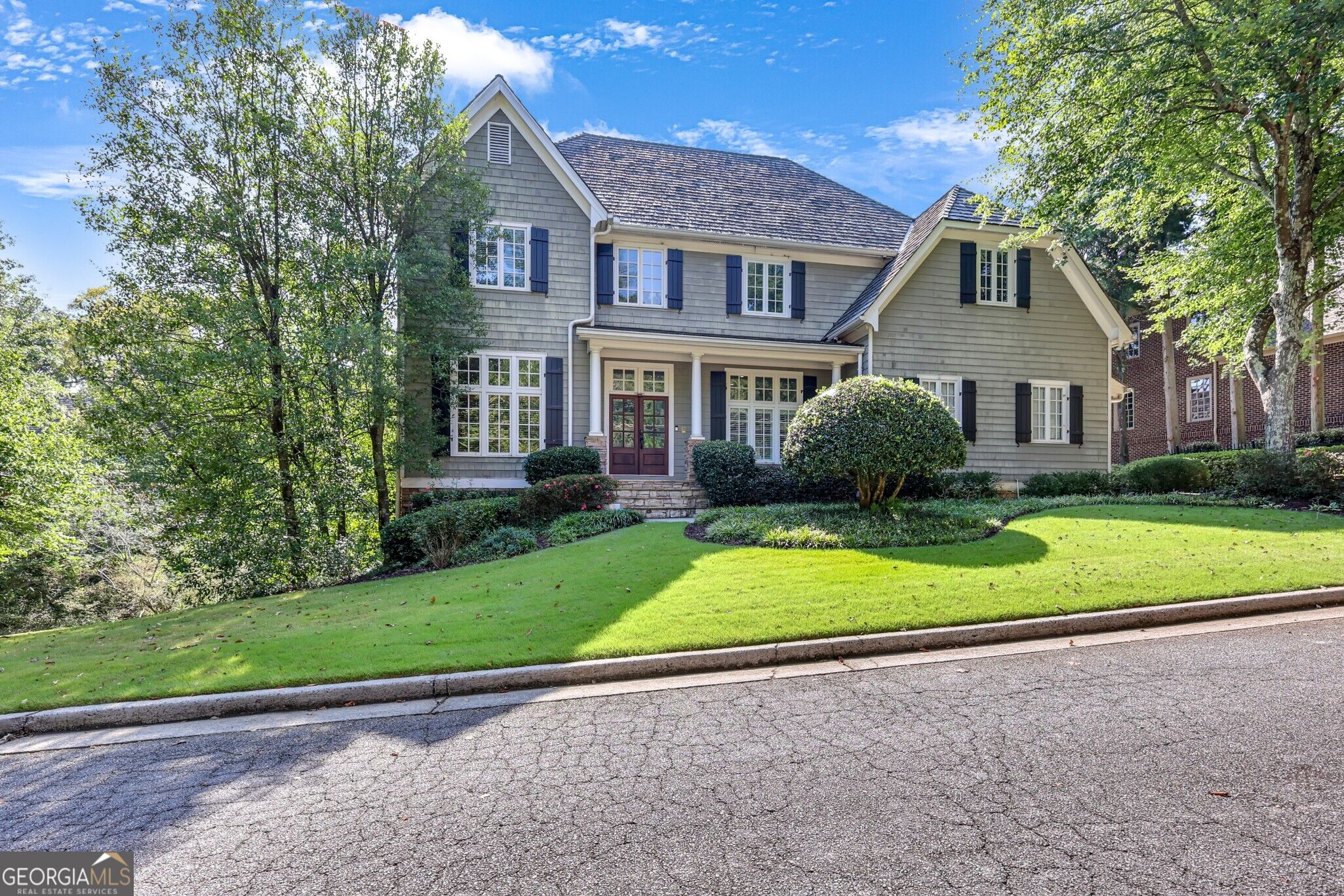 4595 Peachtree Dunwoody Rd — photo