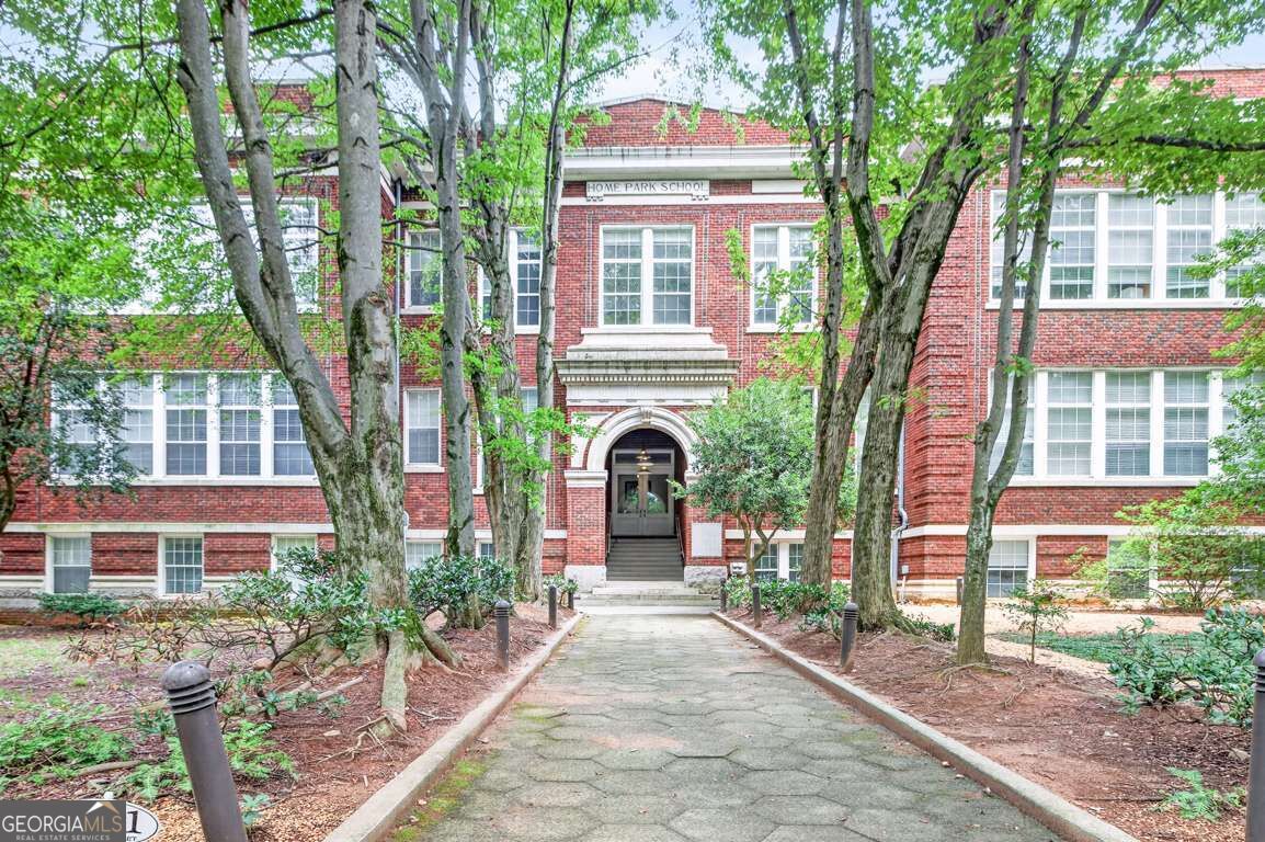1031 State St NW Unit 209 — photo