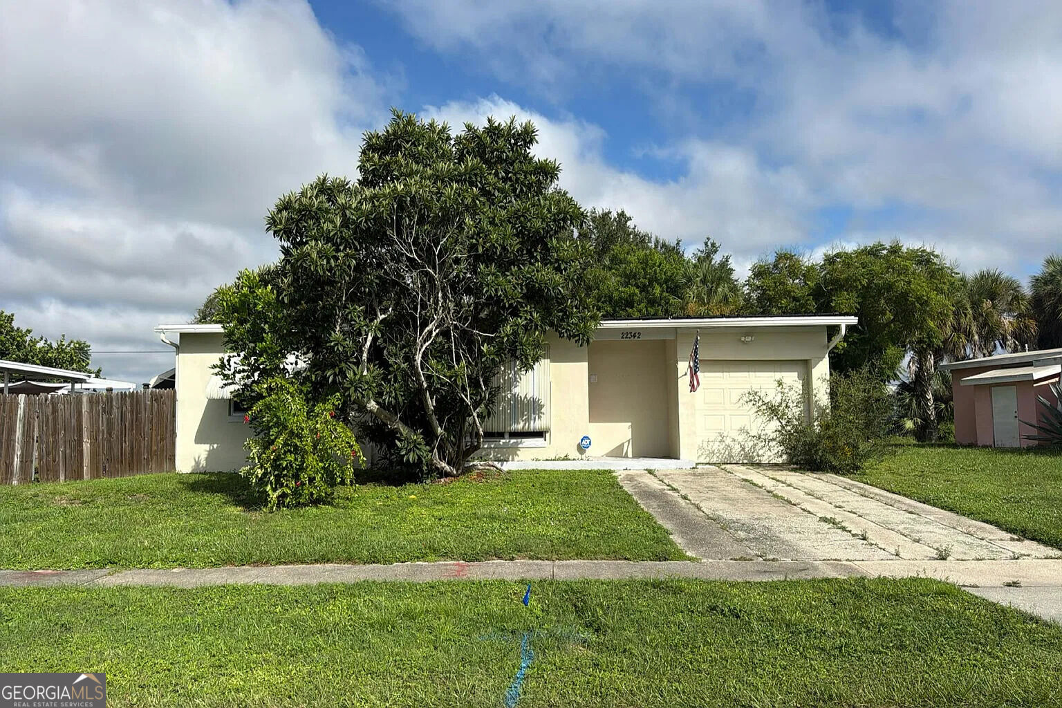 22342 Augusta Ave — photo