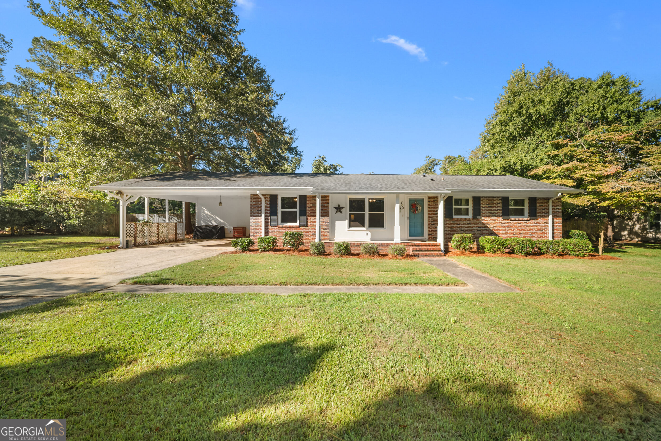 403 Park Dr — photo