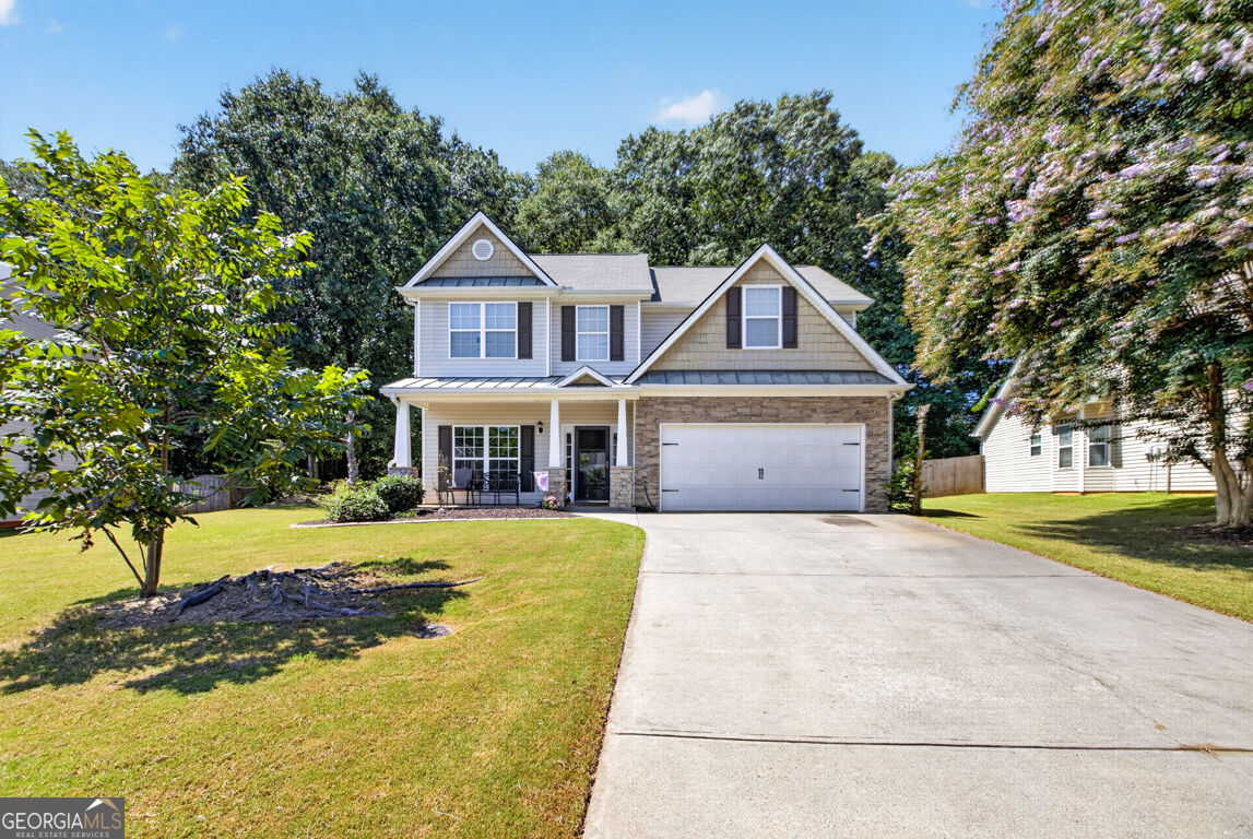 35 Amherst Dr — photo