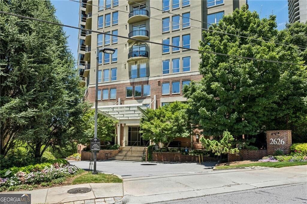2626 Peachtree Rd NW Unit 1807 — photo
