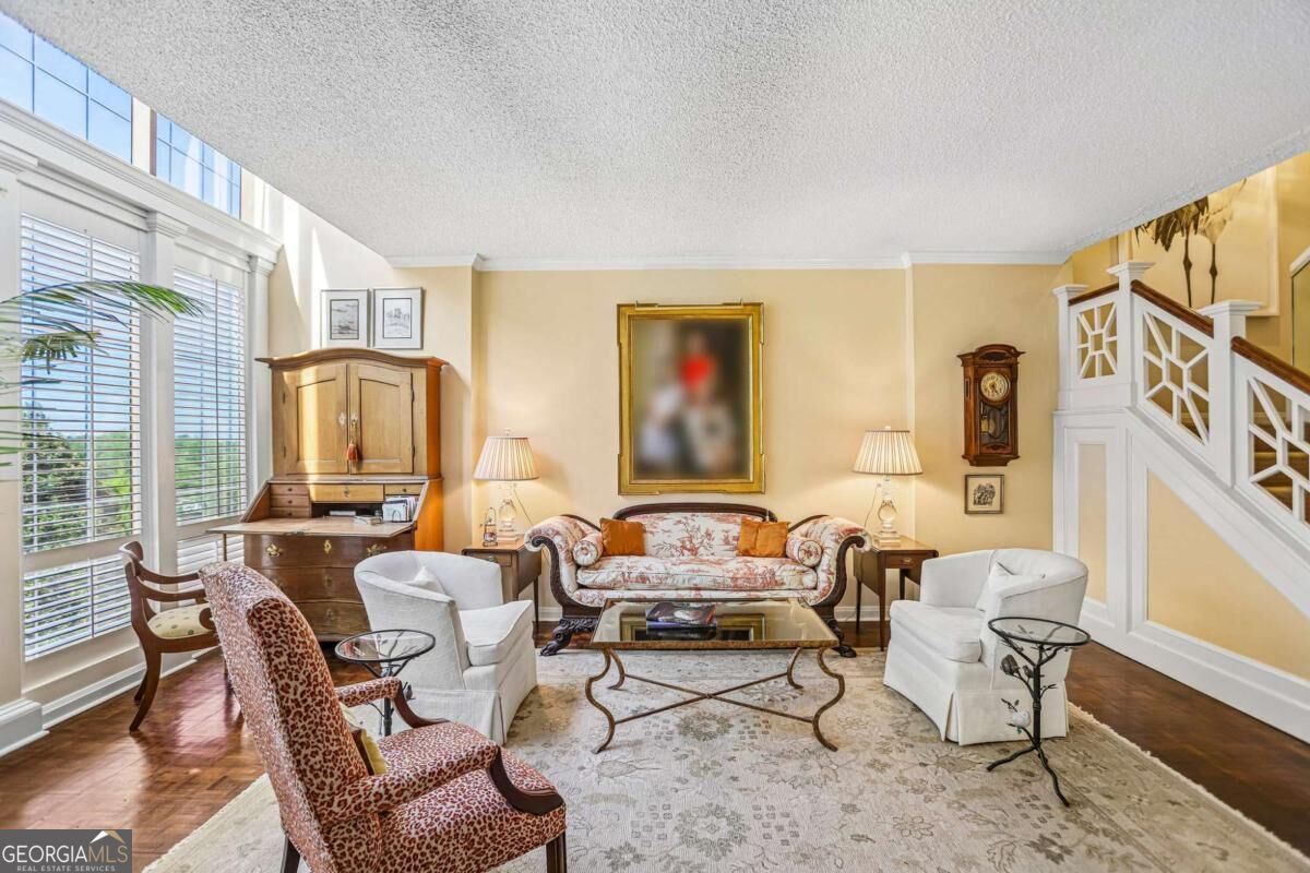 145 15th St NE Unit 608 — photo