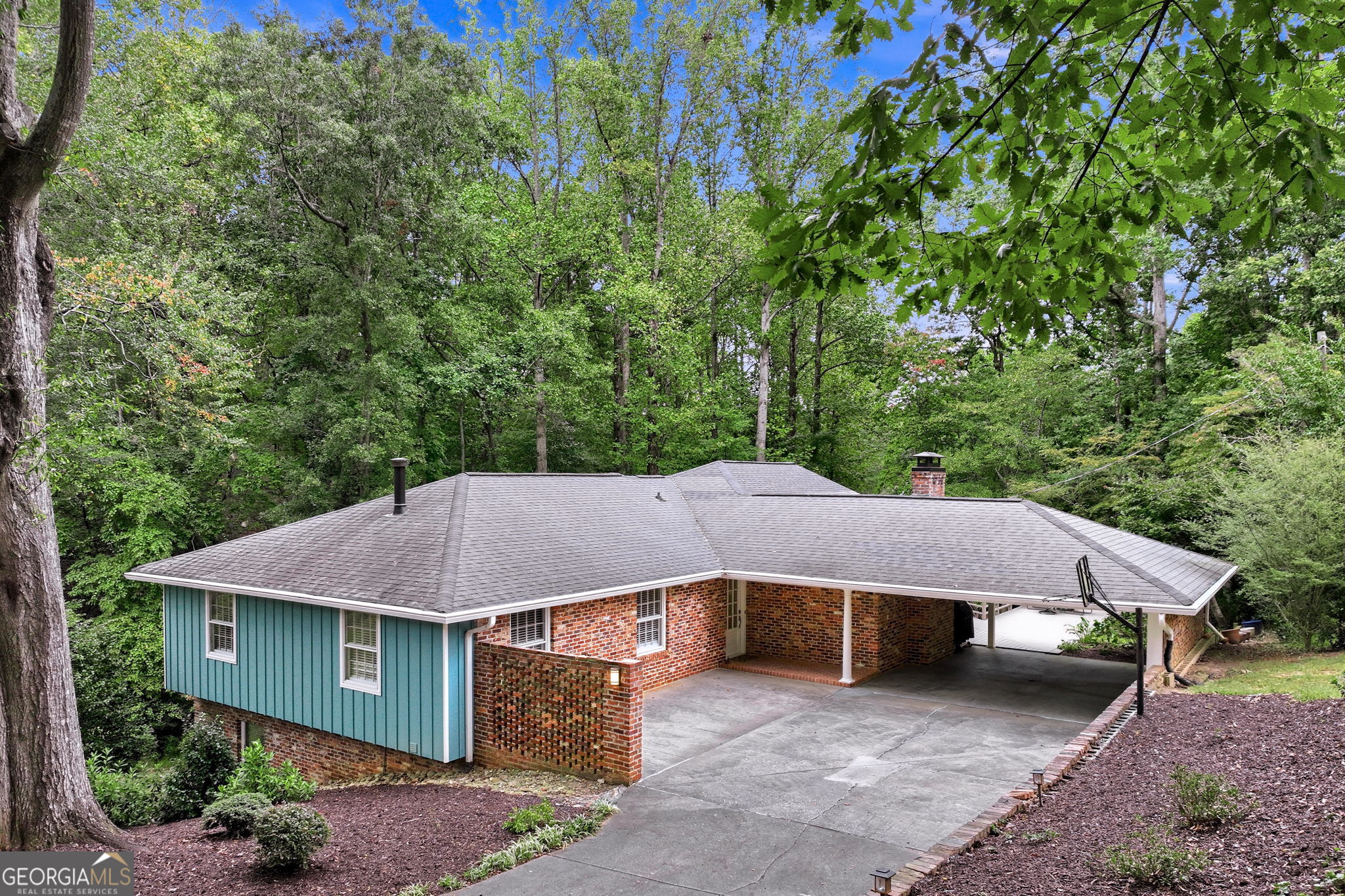 1060 Cumberland Valley Rd — photo