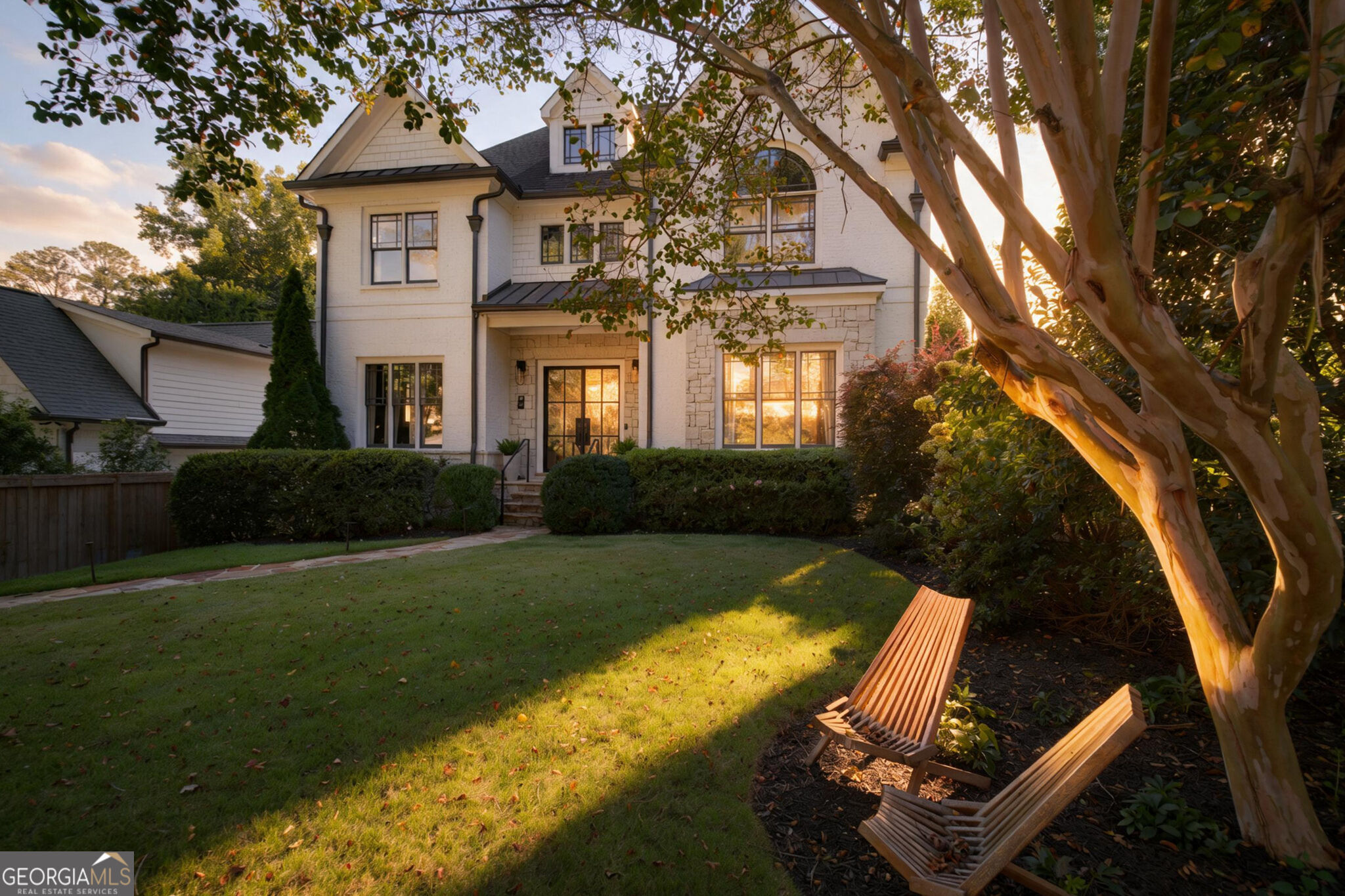 351 Valley Brook Dr NE — photo
