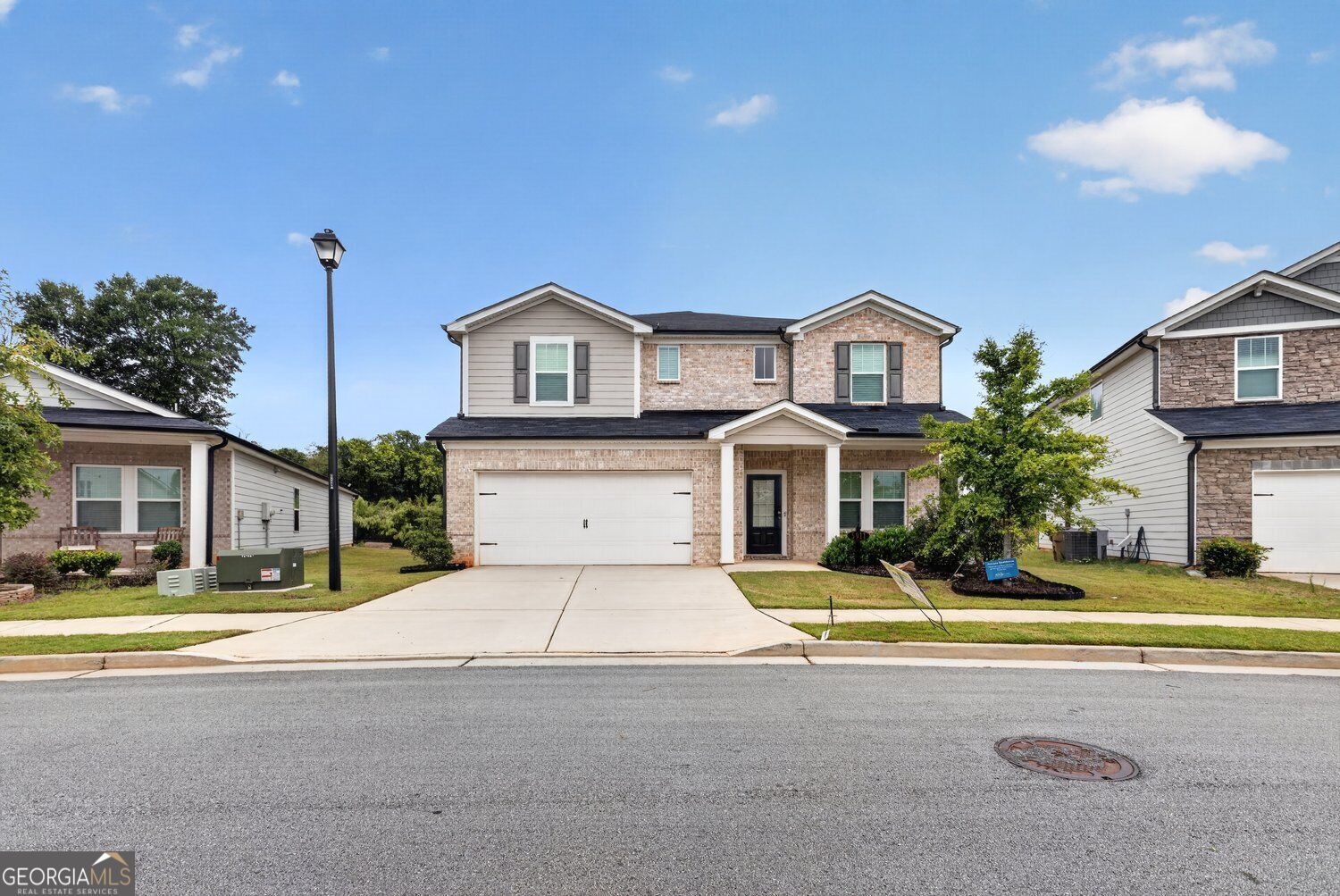 5911 Green Ash Ct — photo