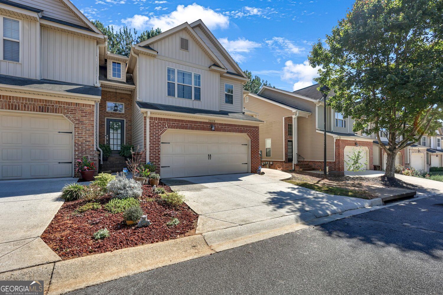 2909 Oshields Ct SW — photo