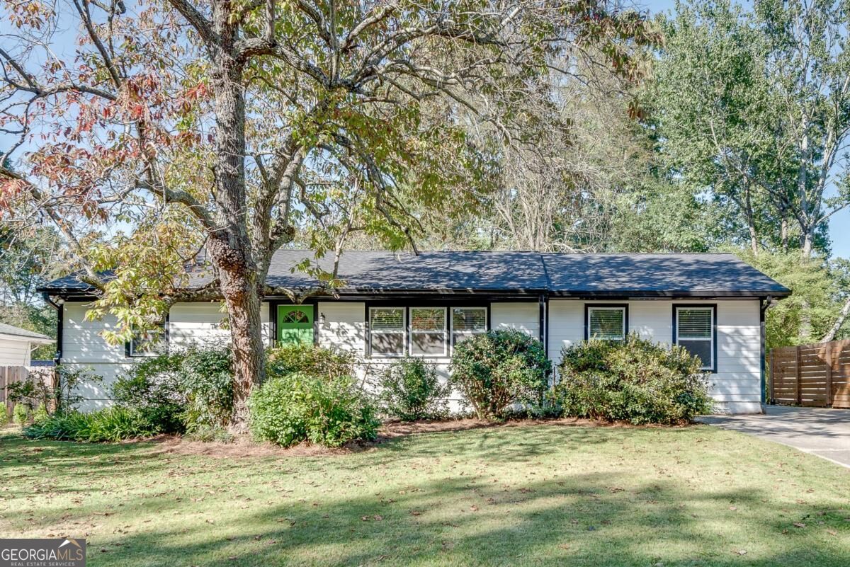 2994 Westbury Dr — photo