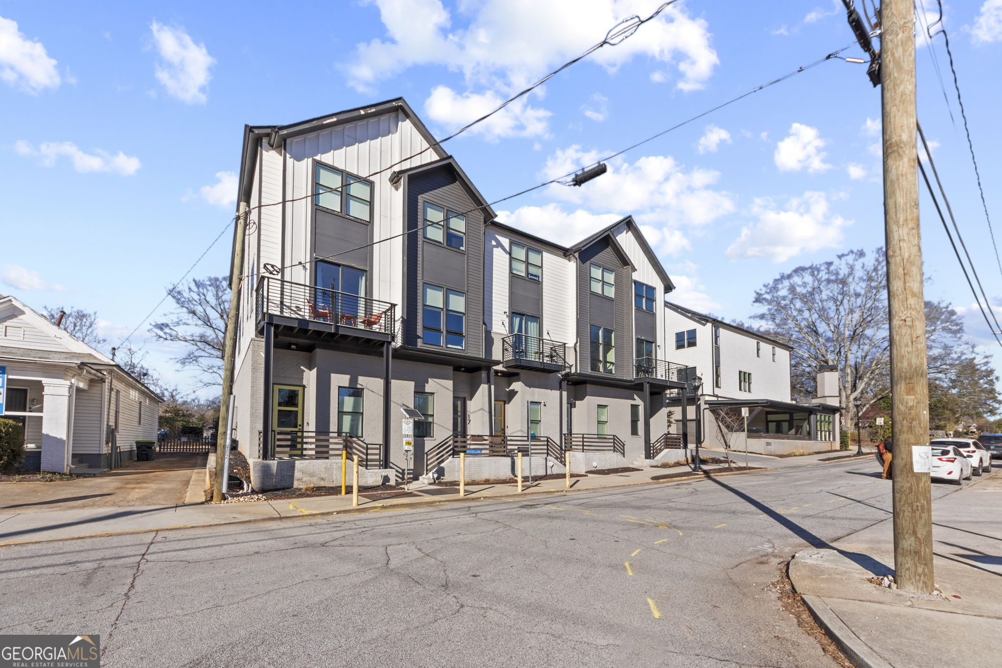 1350 May Ave SE Unit 14 — photo