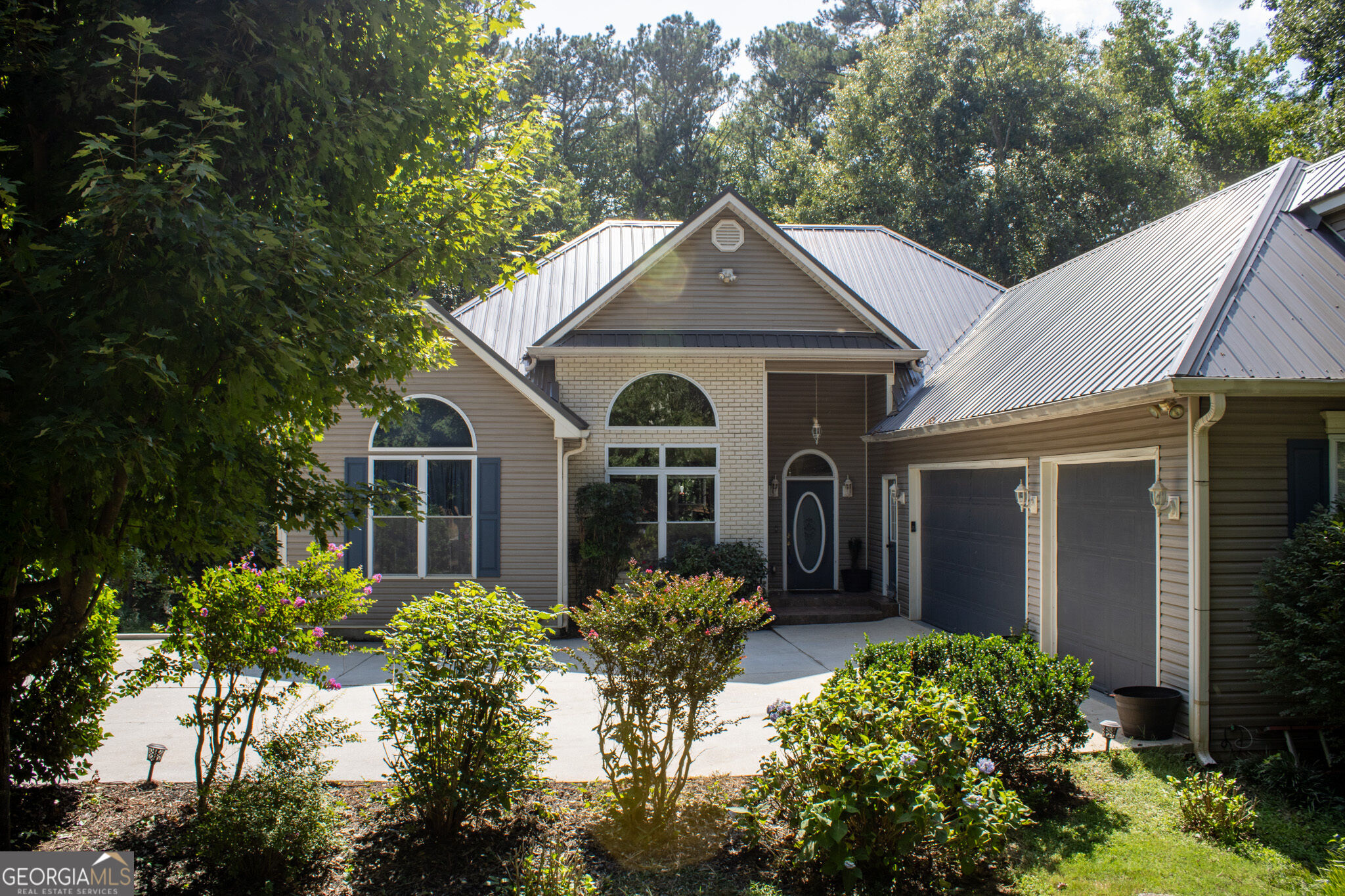1724 Elks Club Rd — photo
