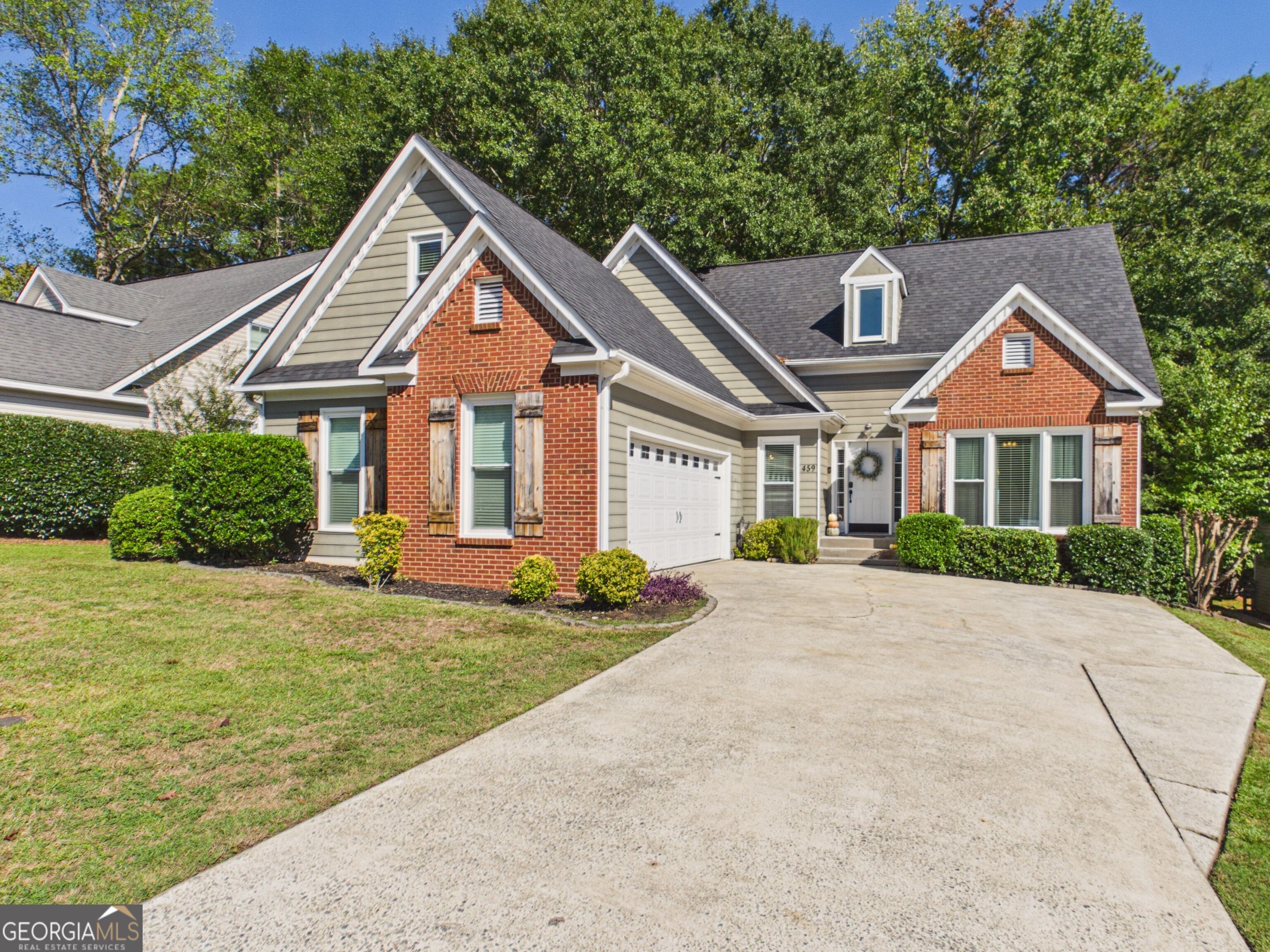 459 Ashville Dr — photo