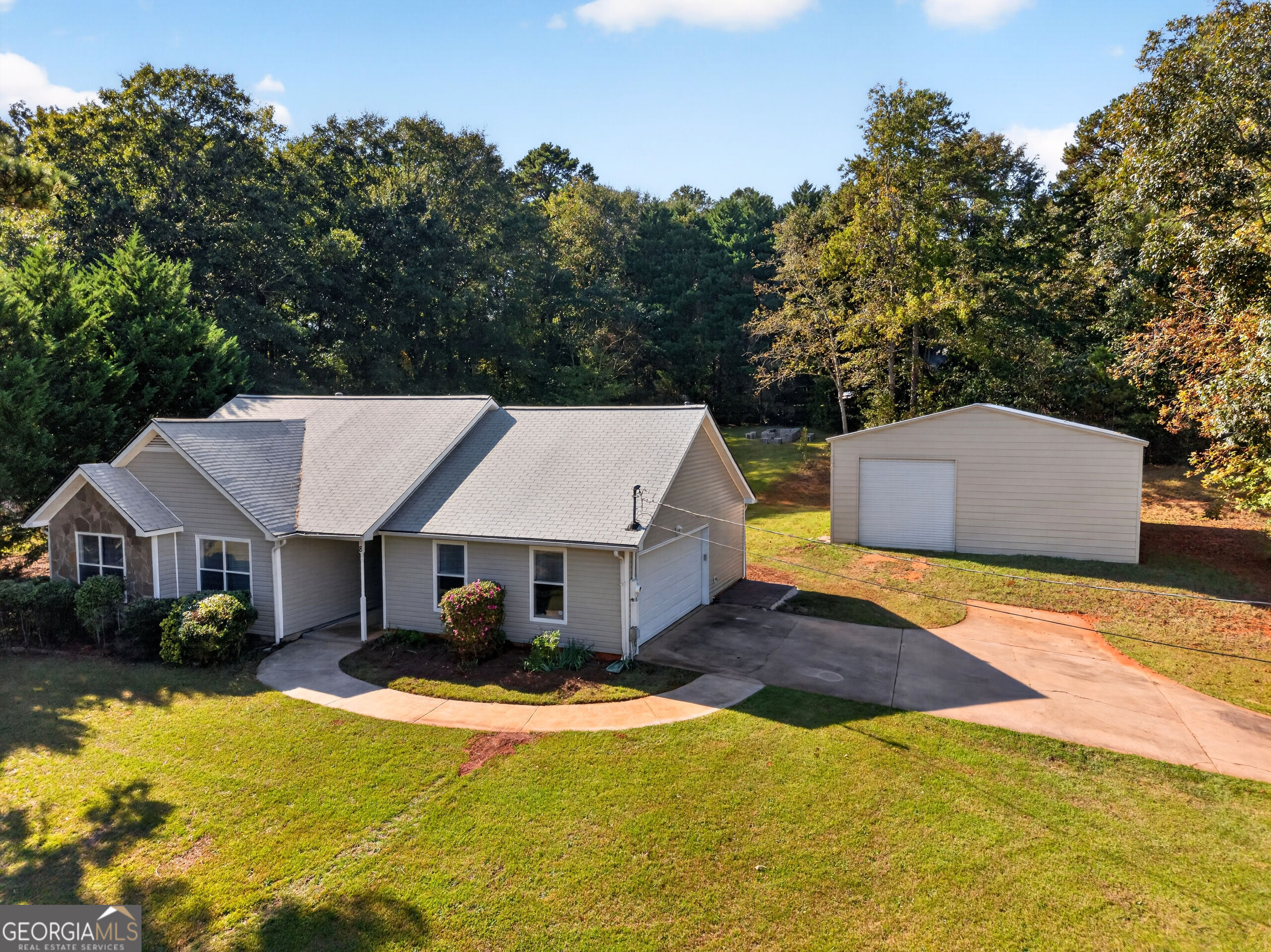 8 Ellen Ct — photo