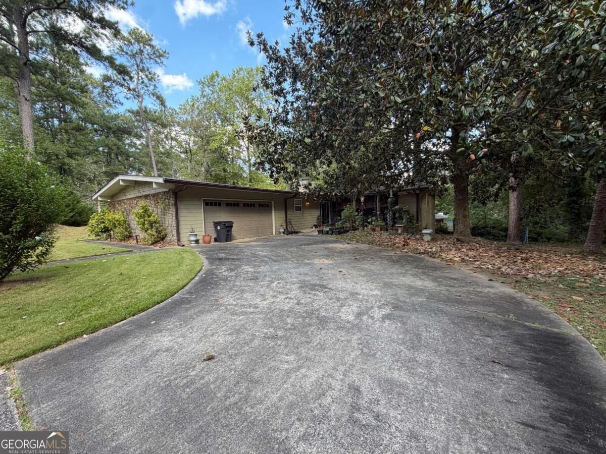 2550 Headland Dr — photo