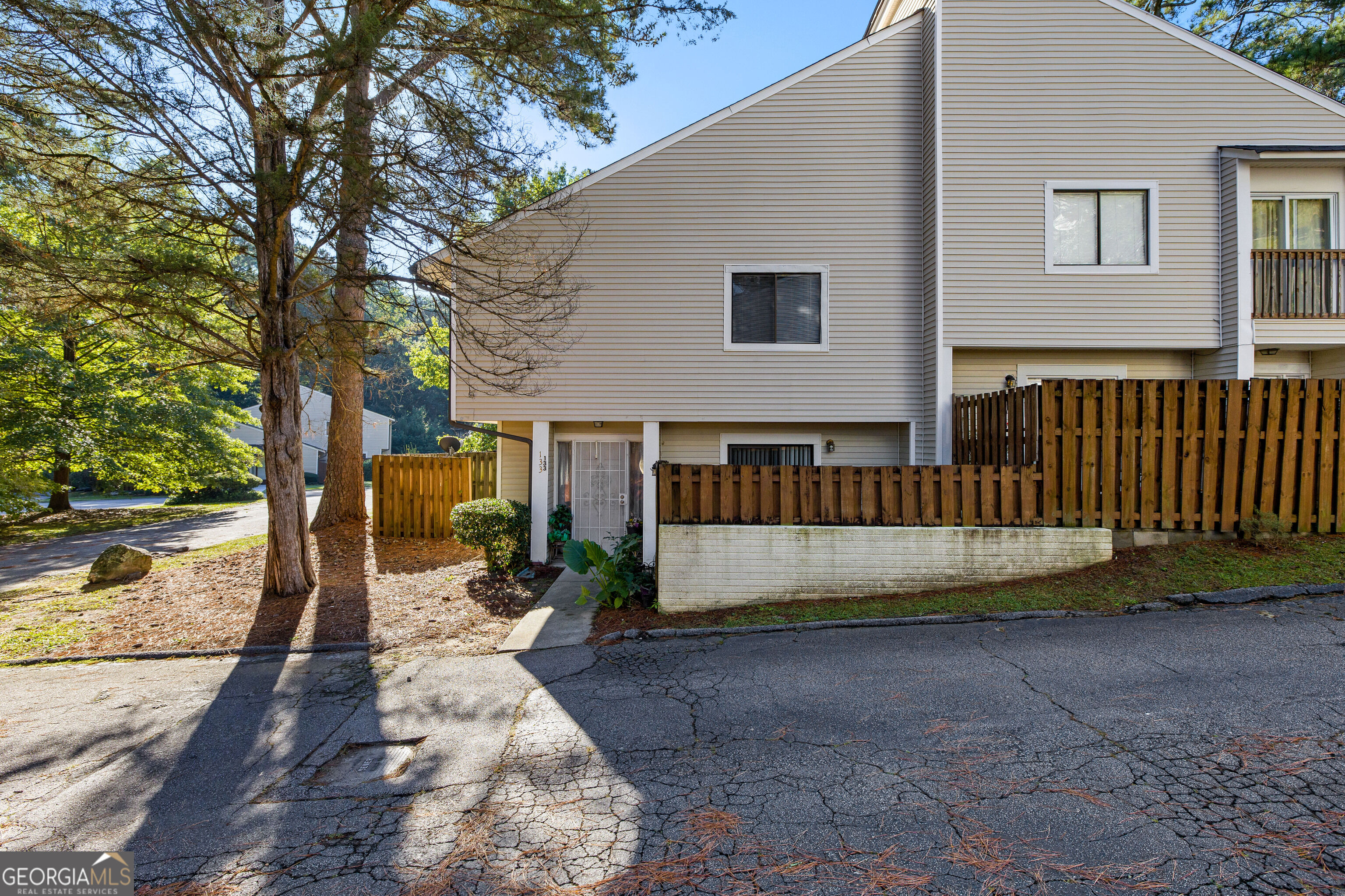 133 Twiggs Corner — photo