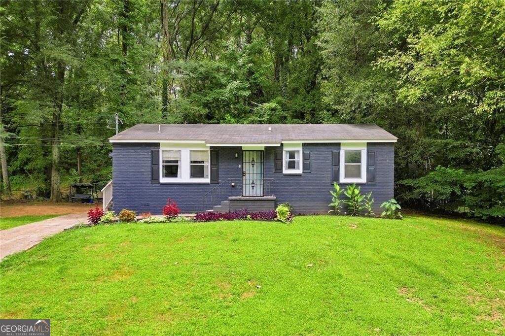1137 SE Redford Dr SE — photo