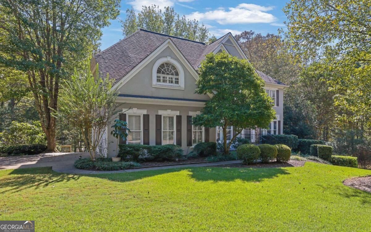 315 Maycroft Ct — photo