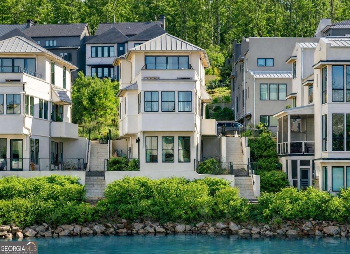 1200 Mado Loop — photo