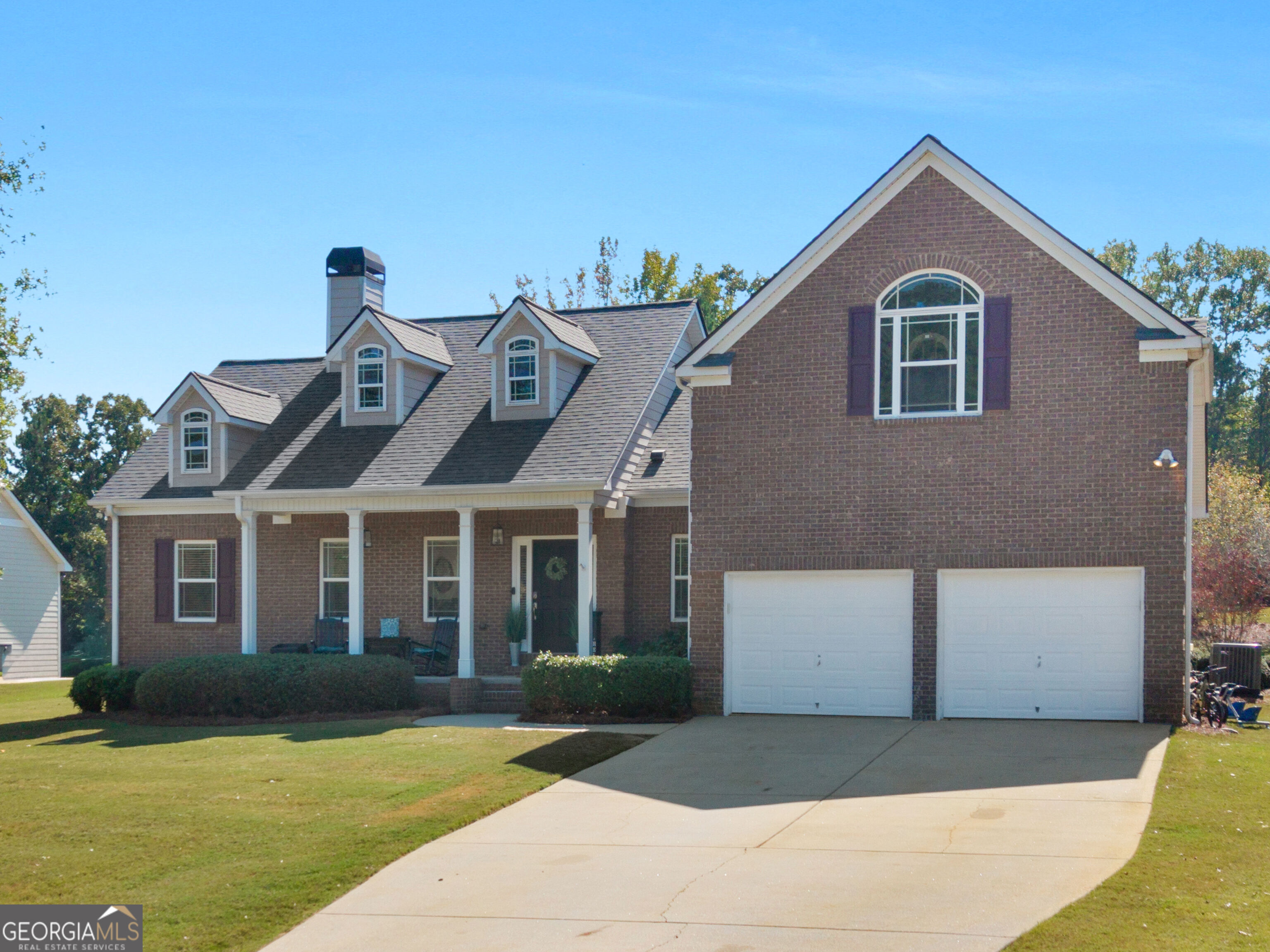 221 Tussahaw Ln — photo