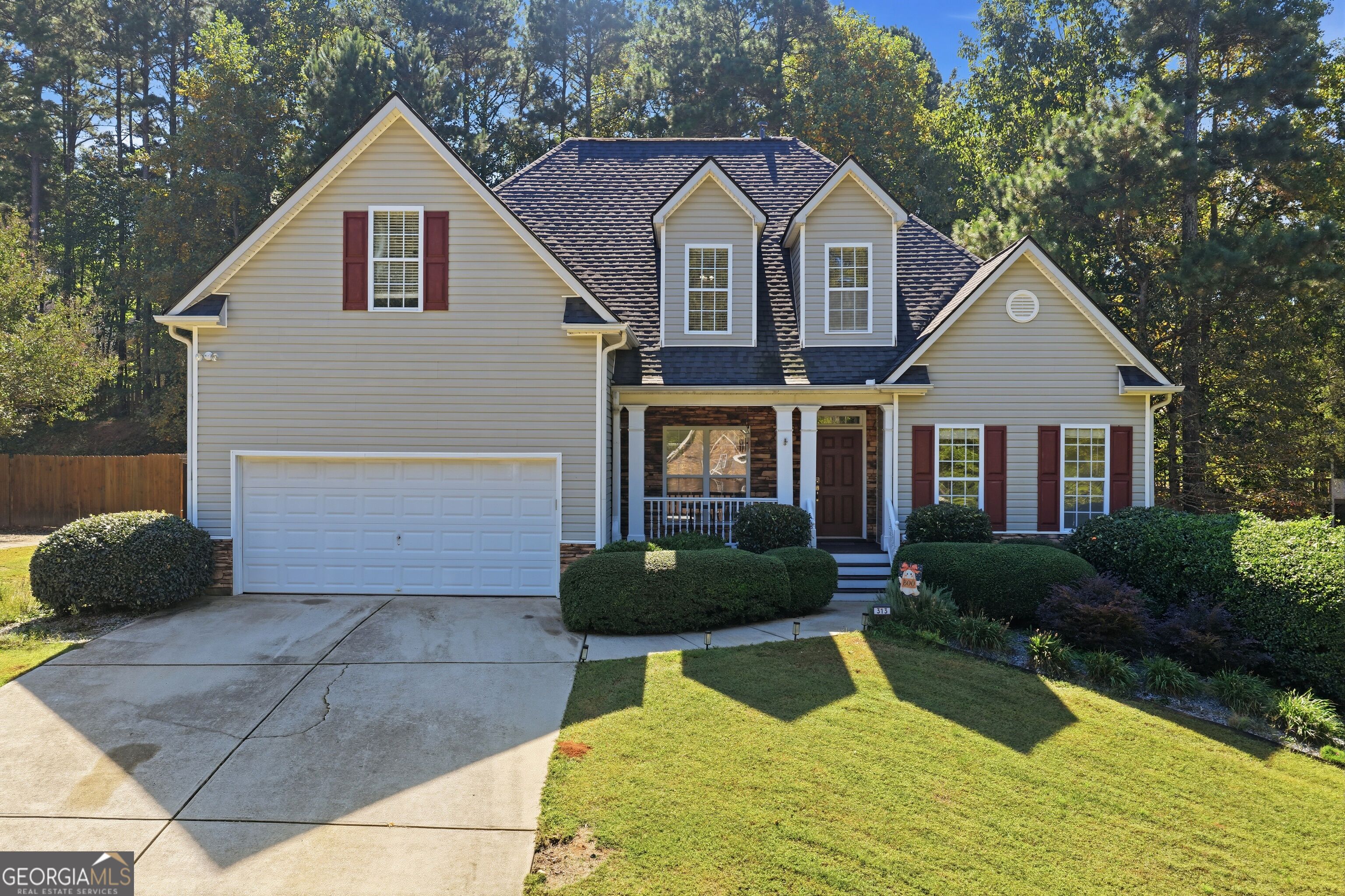 313 Vineyard Dr. — photo