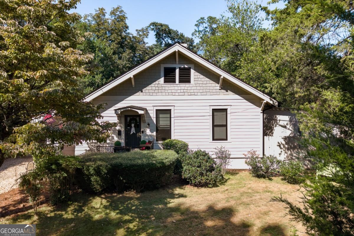 335 Southview Dr — photo