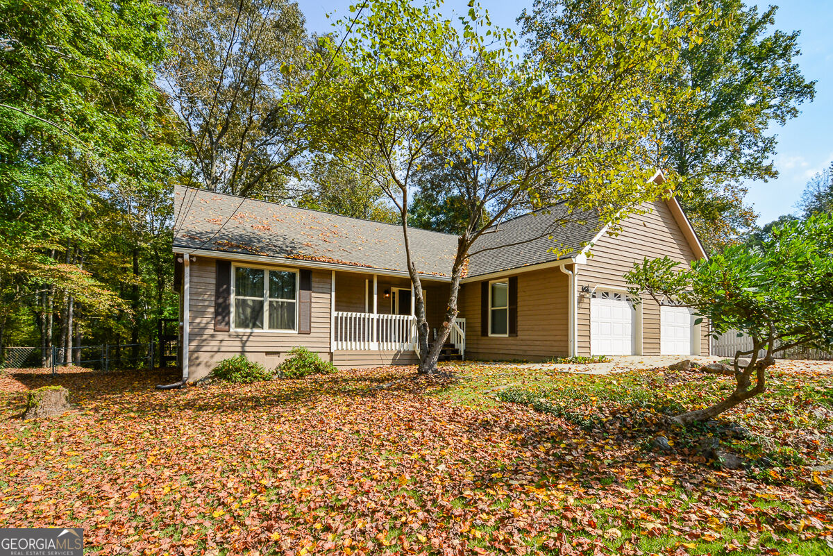 5256 Olde Mill Dr NE — photo