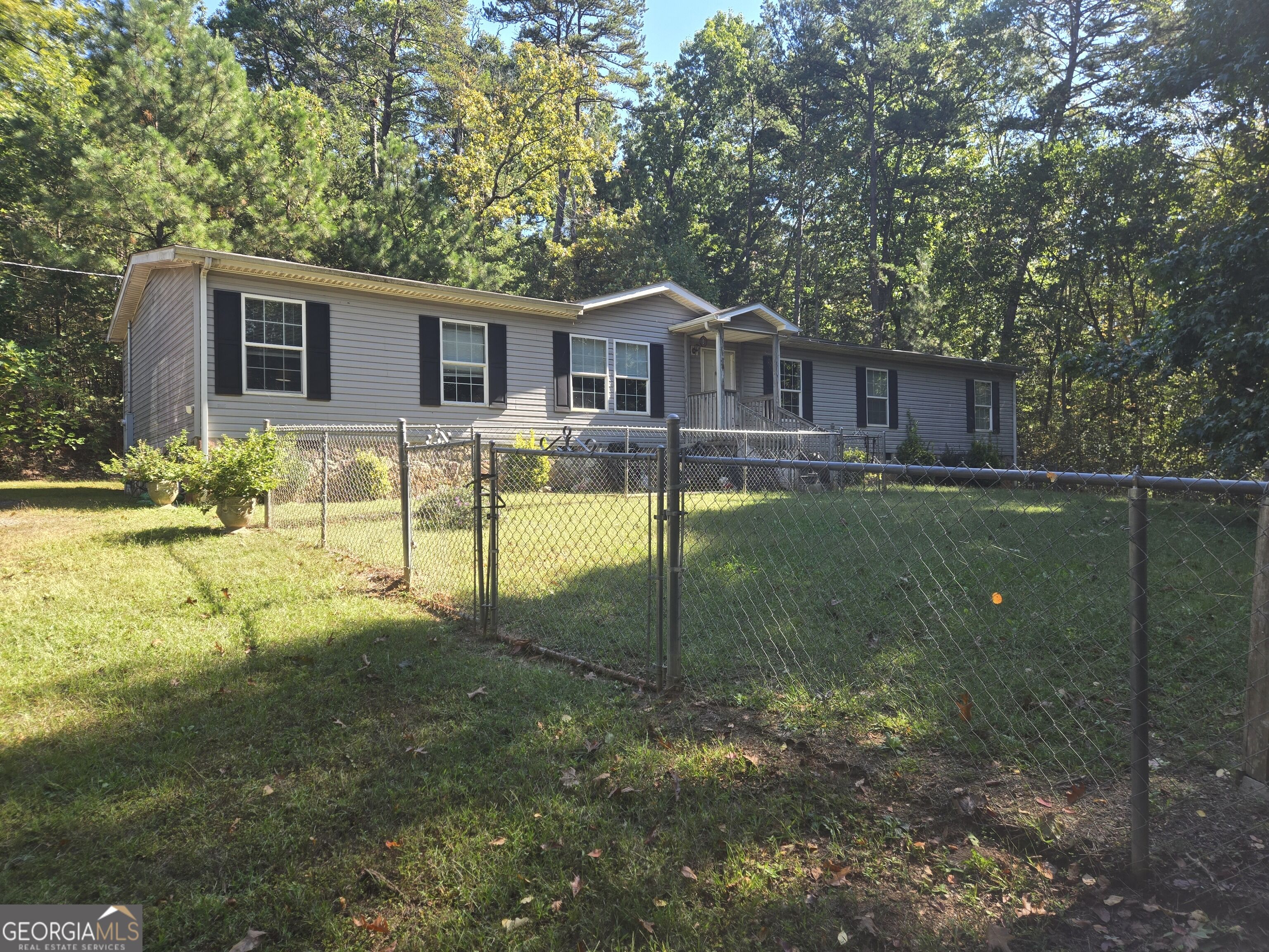 227 Cherokee Forest Park Dr — photo
